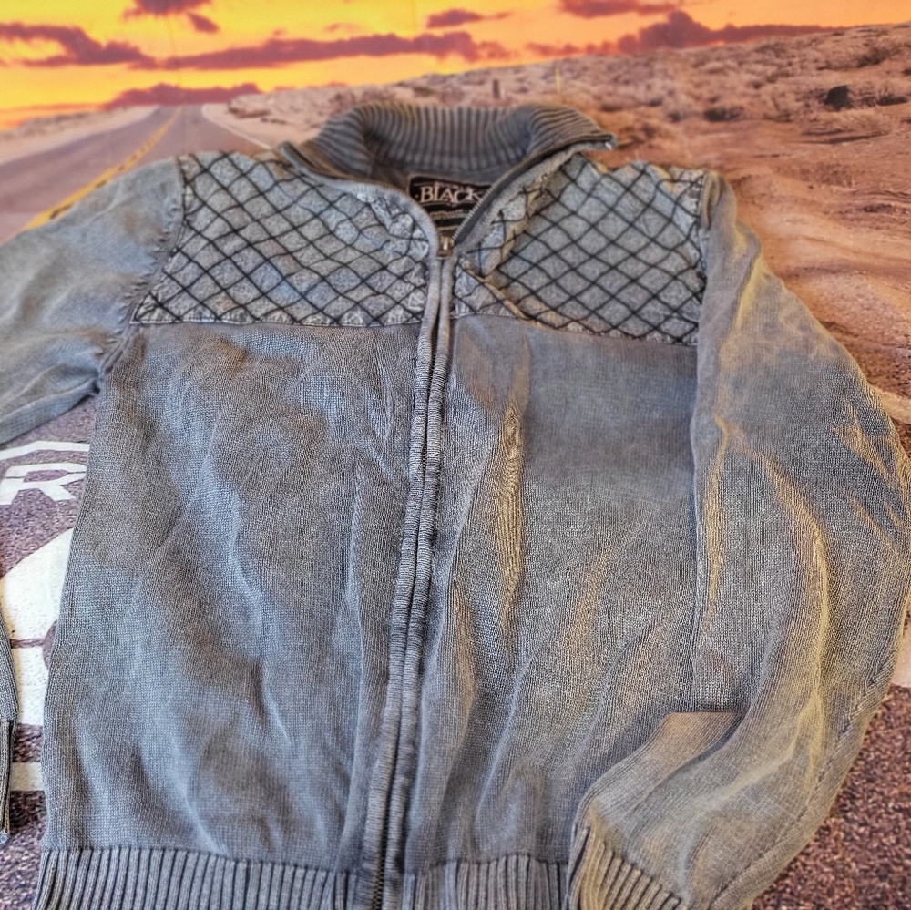 Buckle black men's sweater